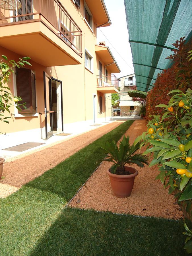 Garni Onda Hotel Torri Del Benaco Exterior photo