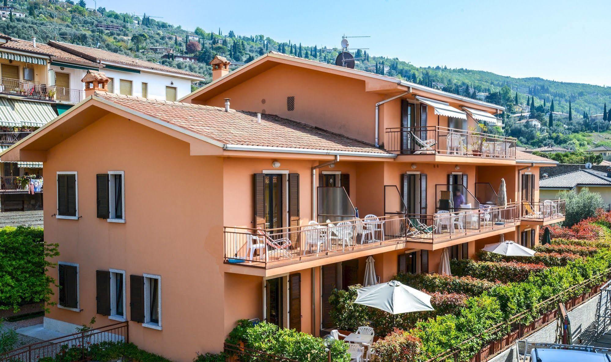 Garni Onda Hotel Torri Del Benaco Exterior photo